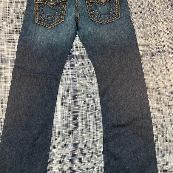 Jeans - Picture 2 of 3
